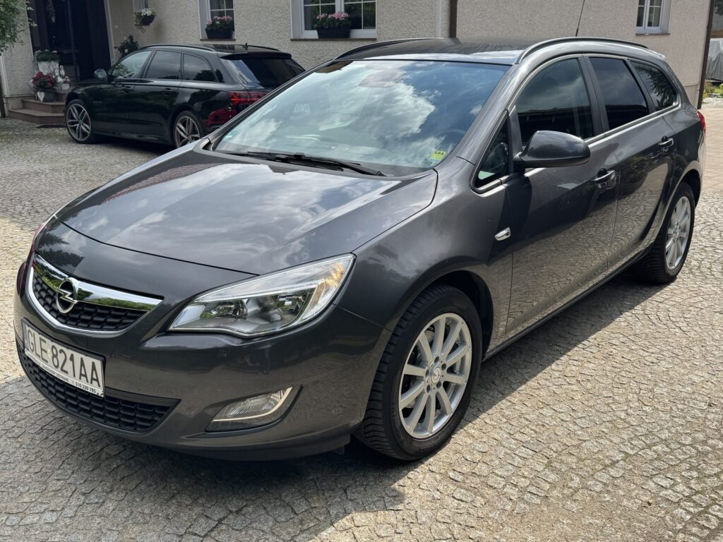 Opel Astra Sports Tourer