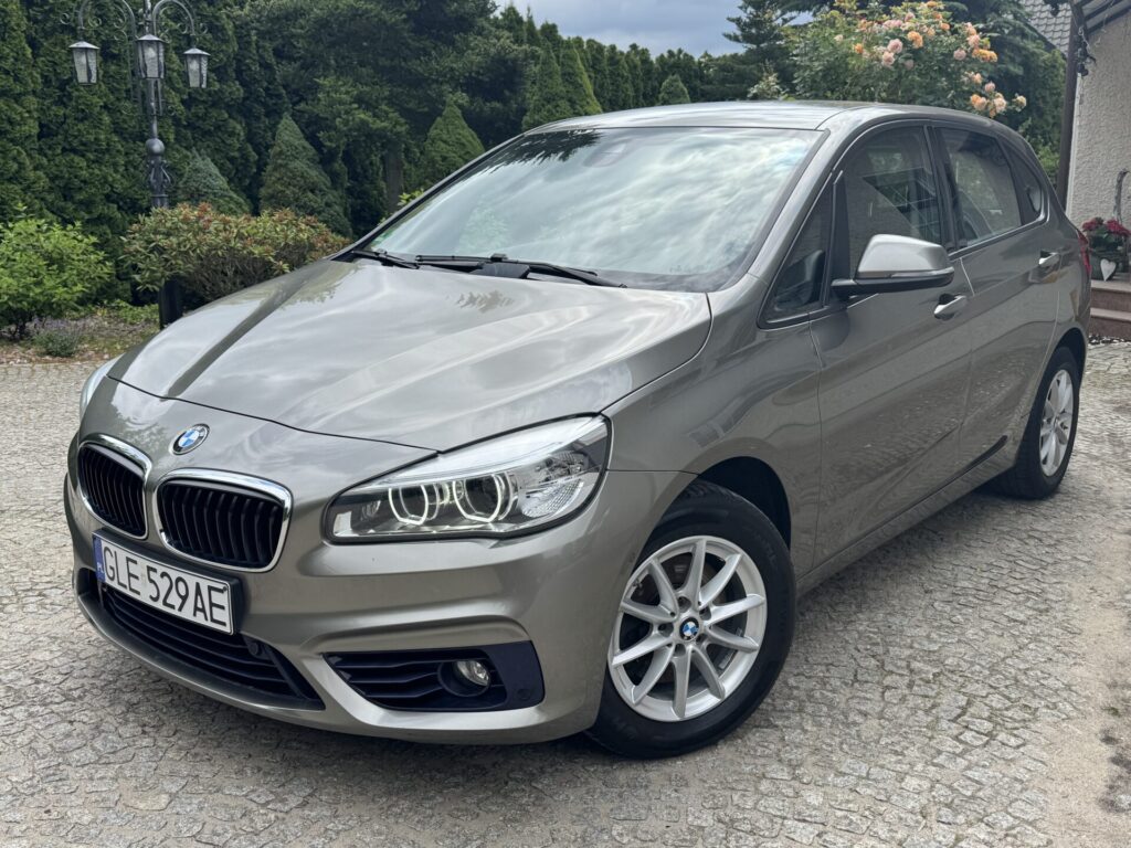 BMW 218i Sport Line